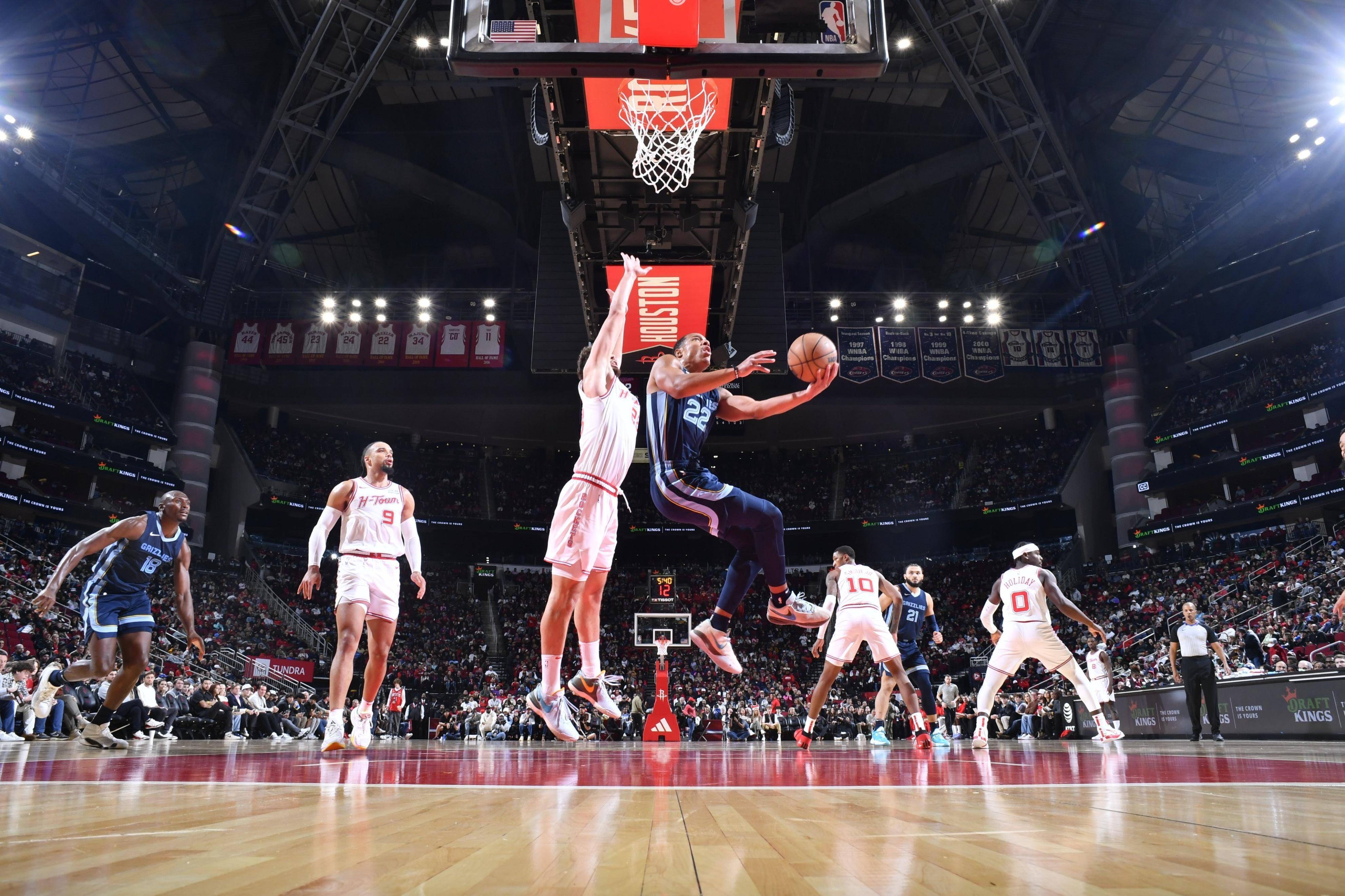 费德勒在美国队比赛中逆转，惊险取胜引发热议！的简单介绍